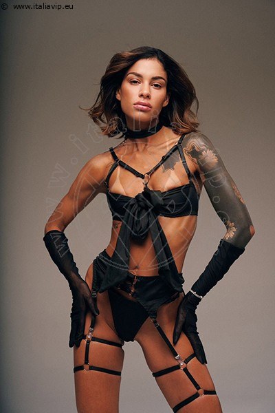 Foto Annunci Incontri Escort Haika  3508925829