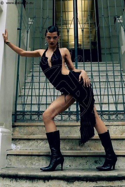 Foto Annunci Incontri Girl Samirasexy  3385968150