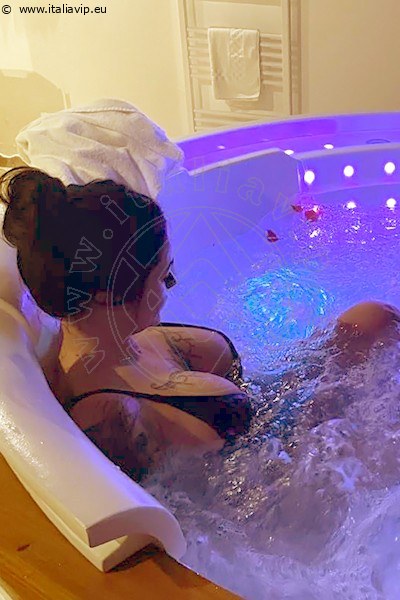 Foto Annunci Incontri Escort Ilenia 3209767007